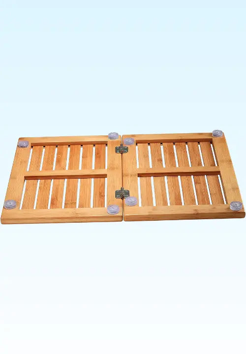 Natural bamboo bath mat with non-slip base