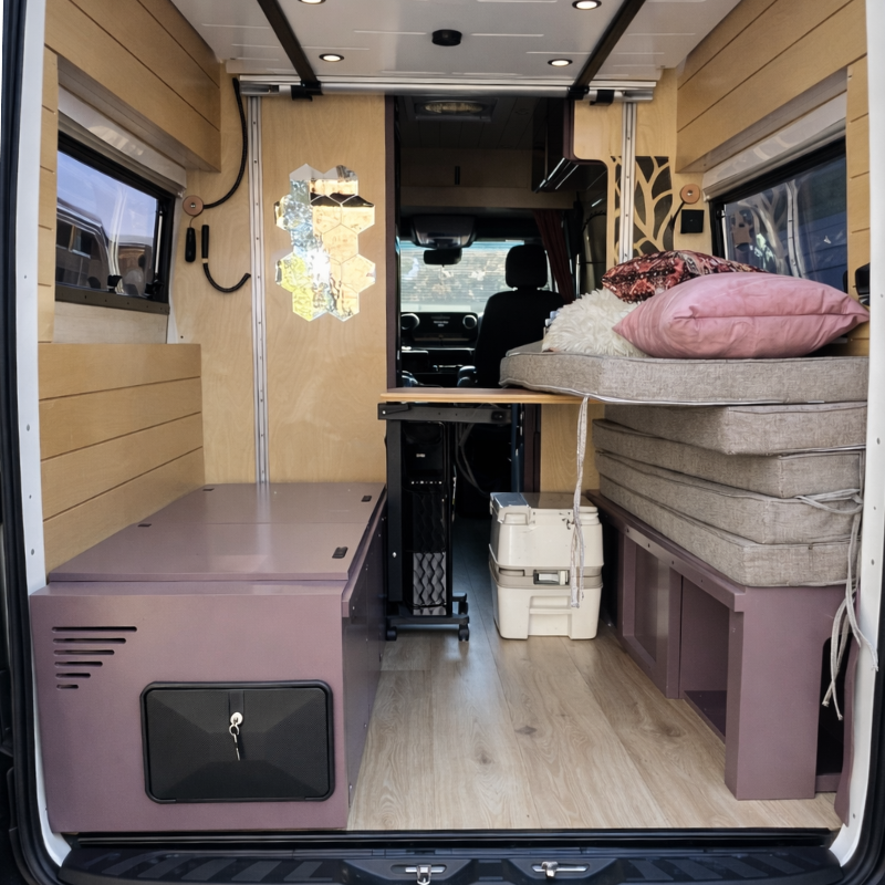 Vankea Dinette Bed System 72