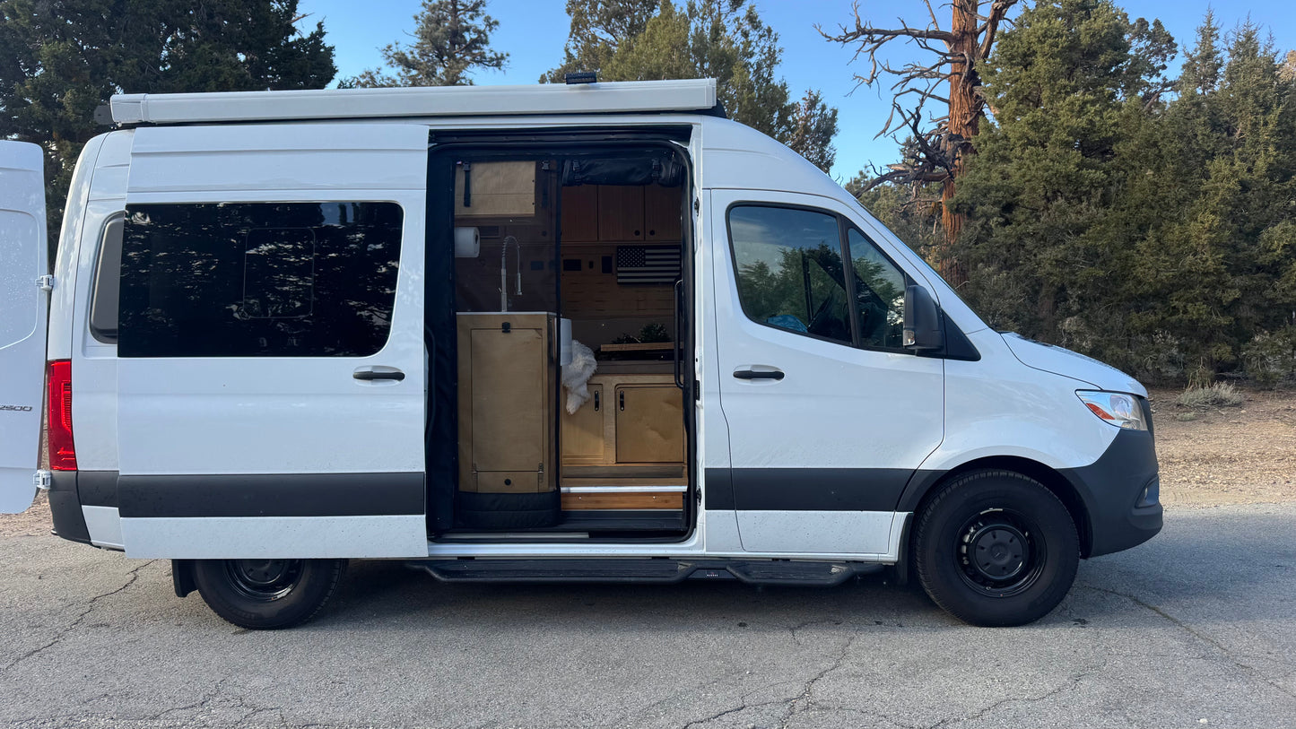 Glacier View Flush Sliding Window Passenger Sliding-Door