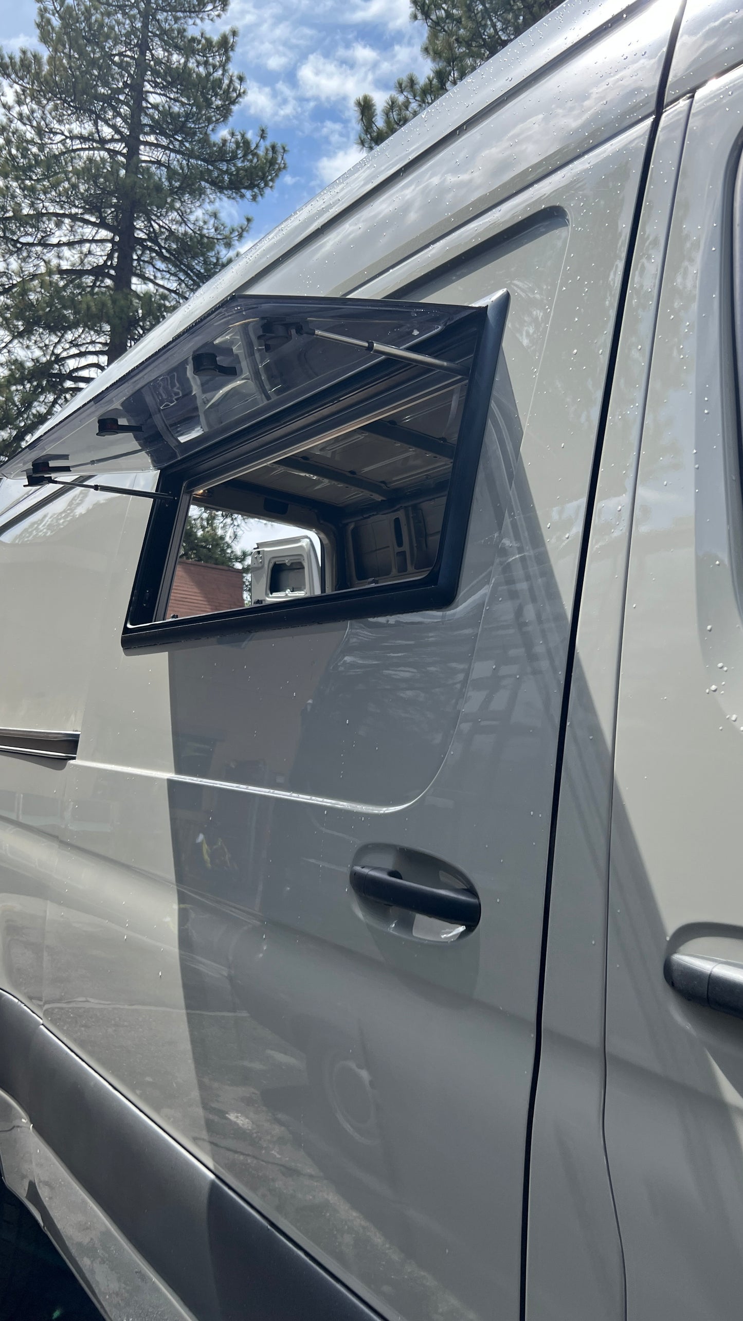 Glacier View Flat Awning Van Window