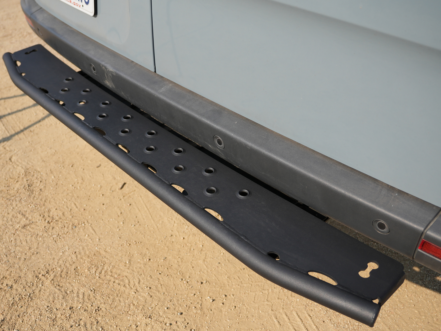SPRINTER VAN REAR TUBE STEP